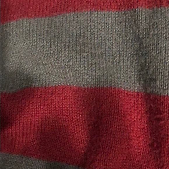 Puma T-shirt/Sweater Bundle🤑 - Picture 6 of 6